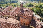 La chiesa di San Bernardino da un'angolatura particolare